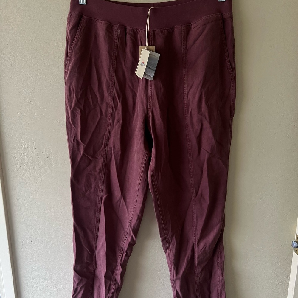 NWT‎ Faherty Women's Burgundy Maroon Trousers size large